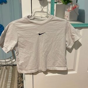 Nike cropped tee